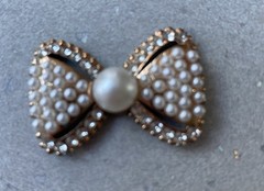 Craft embellshment Rhinestone and Pearl Bow or Heart Shape