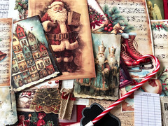 #23 NEW – VINTAGE JUNK JOURNAL 3D CHRISTMAS 60 pcs 3D KIT with Candy Cane Pen