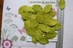 LEAVES Light GREEN LARGE x 40 Pack Paper – 48mm long x 28mm wide Manor House