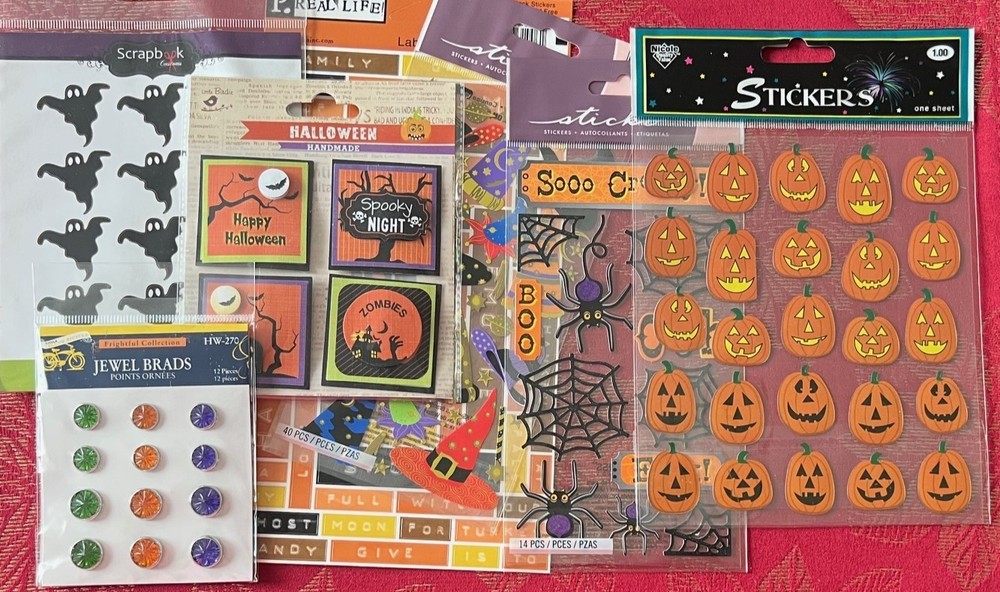 #862 – LOT OF HALLOWEEN STICKERS STICKO LITTLE BIRDIE STICKER KING & MORE