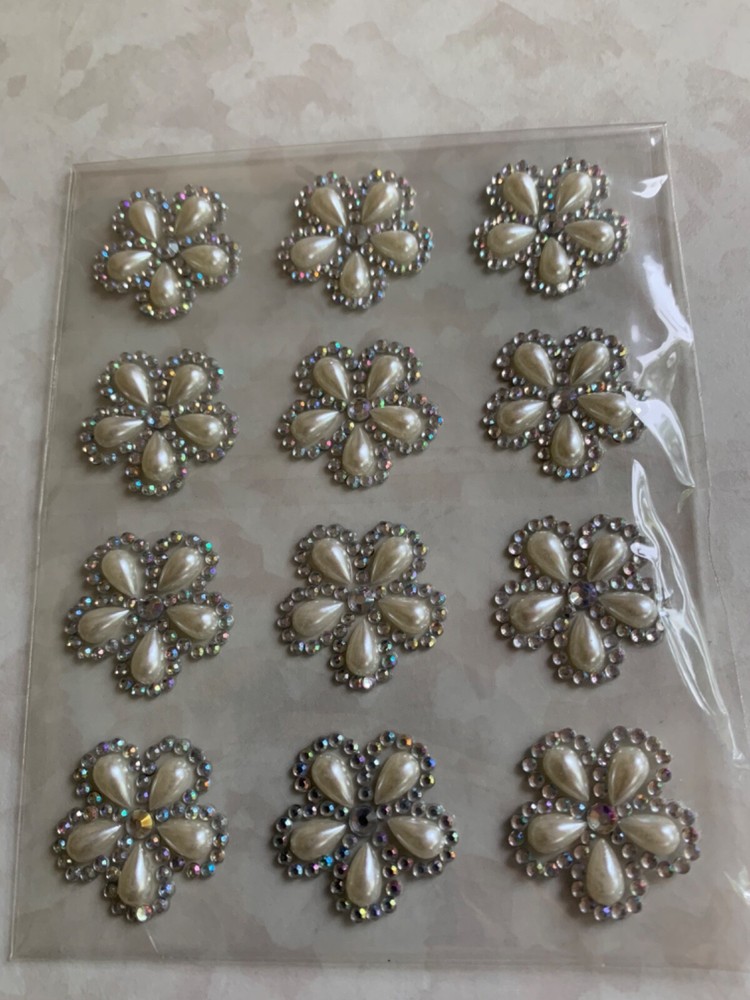 3D ADHESIVE GEMSTONE FLORAL CLEAR GEMSTONES & PEARLS 12PCS