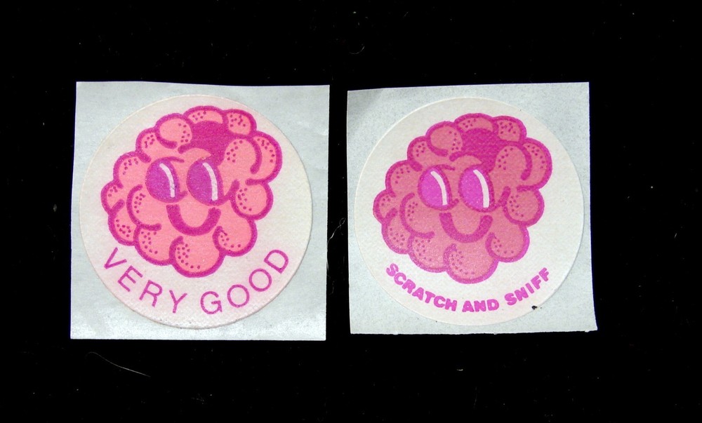 CTP 1977 MATTE SCRATCH & SNIFF STICKERS LOT OF 2 *RASBERRY* BOTH VARIATIONS