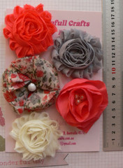 TANGERINE IVORY GRAY Floral Fabric 5 Flower Pk 60-70mm Njoyfull Crafts Z2