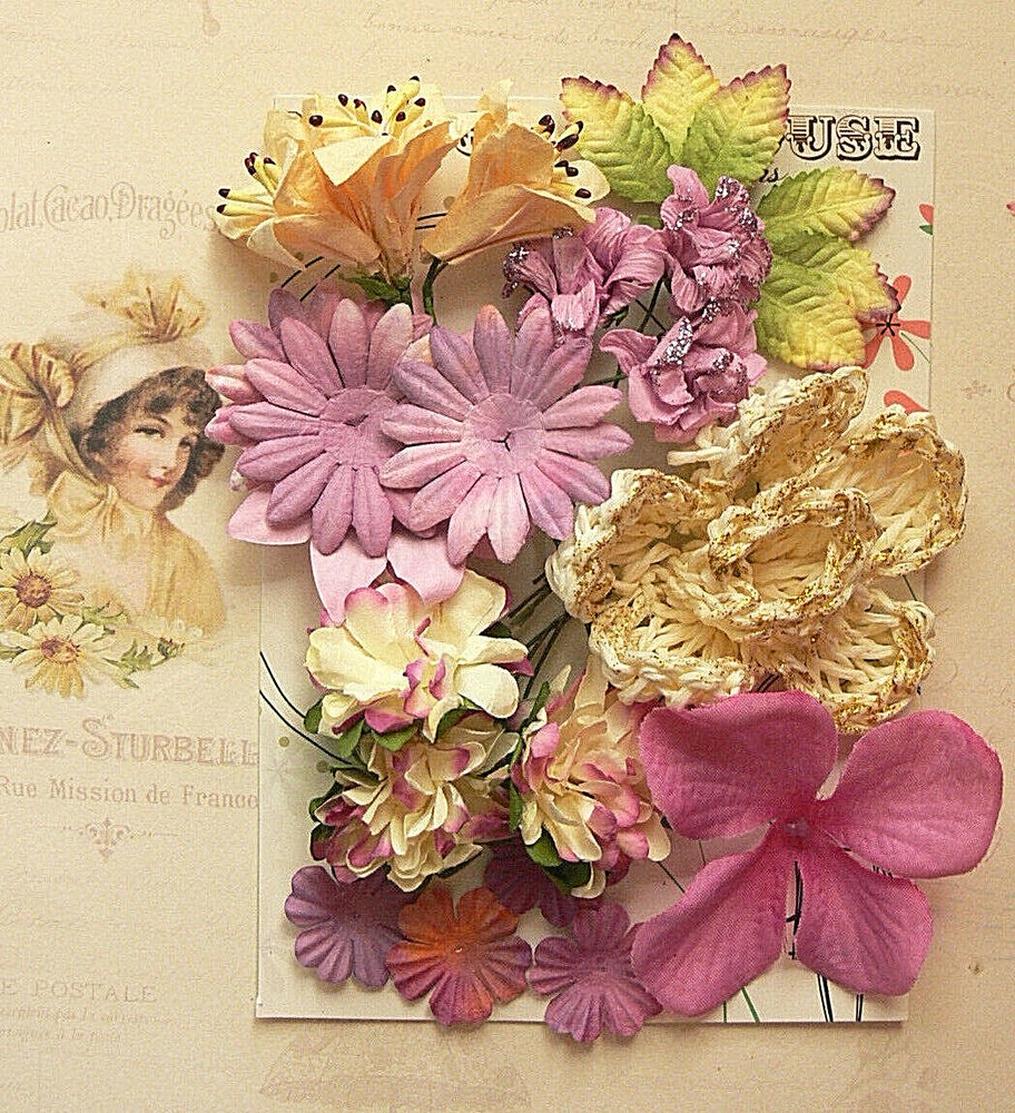 Roses Carnations Petals – ORCHID & CREAM 17 Flowers PAPER & SILK 20-60mm VA4