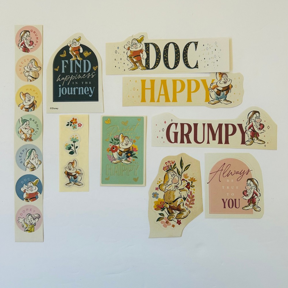 VINTAGE STICKERS The Disney Store Snow White Characters WHISTLE WHILE YOU WORK