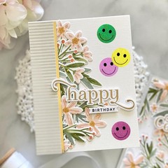 Happy Face Stickers 500Pcs, Self Adhesive Cute Incentive Labels, Multicolor