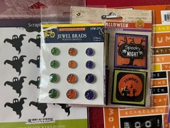 #862 – LOT OF HALLOWEEN STICKERS STICKO LITTLE BIRDIE STICKER KING & MORE