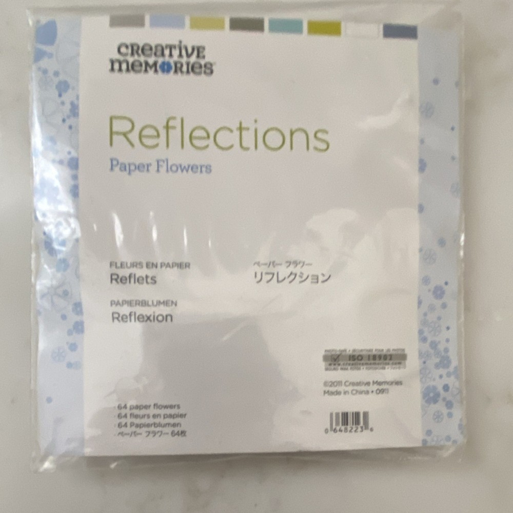 Creative Memories Reflections Paper Flowers 64 Pack Scrapbooking Embellishments