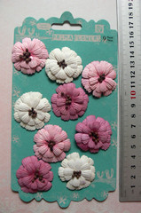 DANDLES 2 WHITE & PINKS – 9 Mixed Paper – Brown Stamens Centre 33-36mm PRIMA EBL