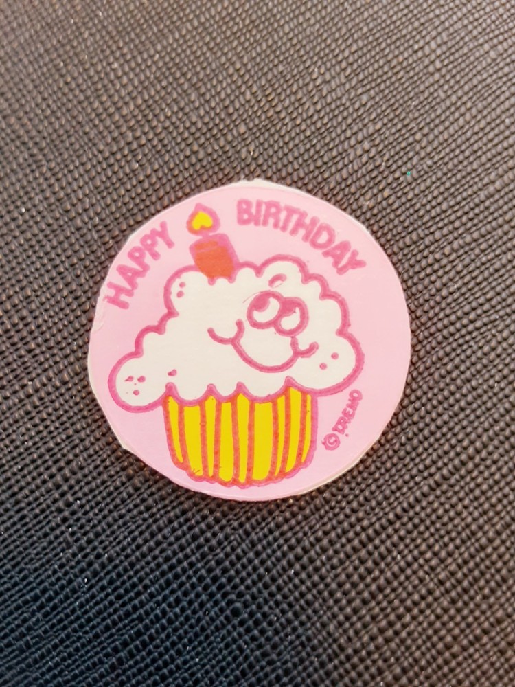 vintage 80s Trend happy birthday cupcake scratch ‘n sniff sticker *damaged*