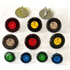 RECORD SCRAPBOOKING DECORATIVE BRADS EYELET OUTLET 8 PCS 2 SIZES