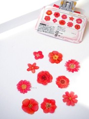 Q-Lia Japanese Gold Foil Flowers Stickers/Pack of 40/ Red