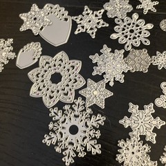 LRG Lot Metal Die Cuts Crafts Card Making Scrapbook Christmas Snowflakes Sayings