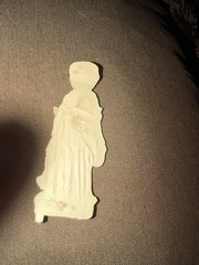 Adorable 1800’s Die Cut w/ Young Girl Carrying A Kitten w/ Princess Di Smile *