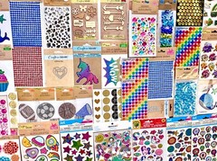 555pc Lot Scrapbook Supplies Stickers Gems Border Die cuts Kits Rub On Transfers