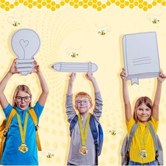 3 PCS Spelling Bee Medals Honeycomb Gold Silver Bronze Trophy Awards Ribbon