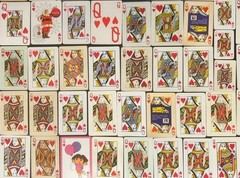 Lot of 100 QUEEN OF HEARTS Single Playing Cards, vintage to modern variety mixed