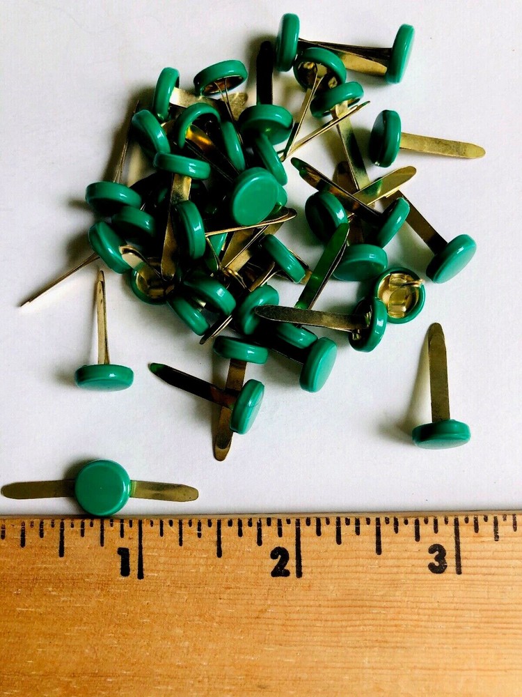 HyGlo Deco Fasteners – 3/8” Green Top Brads – 40 – NEW