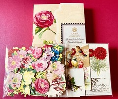 Anna Griffin Pocket Embellishment DieCuts 30 Pcs Total – Flowers & Layers! WOW!