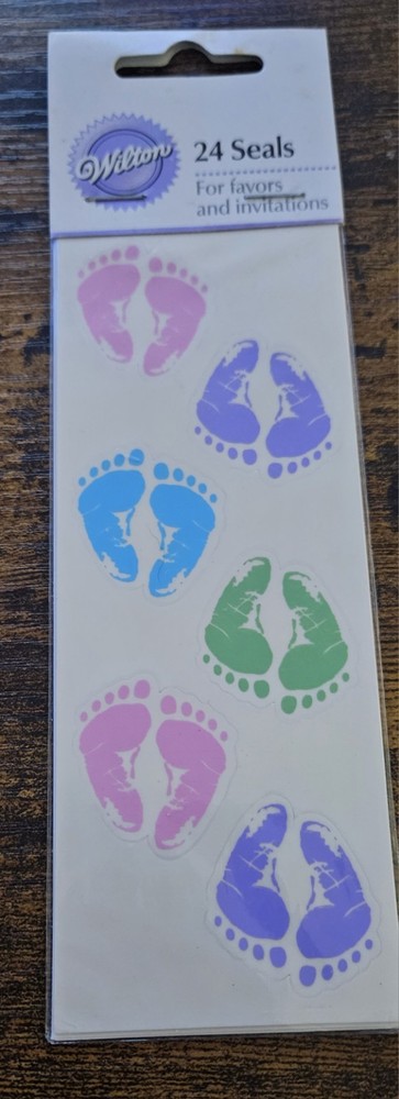 Wilton Envelope Decorating Seals, BABY FEET – 24 ct.