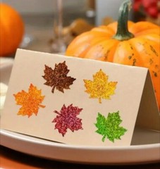 500 pcs Sticker Seals Roll Foil Autumn Leaf 🍁 NICE SIZE!! 1 1/2″ Leaves NEW!!!