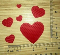 30 SCALLOPED FASHIONABLE HEARTS cardstock paper die cut embellishments
