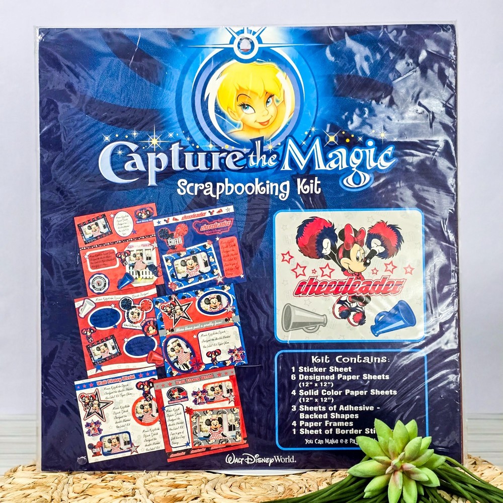 📸 NOS Disney World Capture the Magic Scrapbooking Kit Cheerleader Minnie Mouse