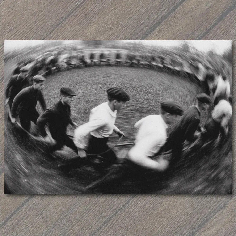STICKER Spinning Race Men Flat Caps Blur Motion Carnival Track Antique