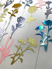 Die Cuts WildFlowers 16 Pieces Foil Mirror Specialty Basic Card