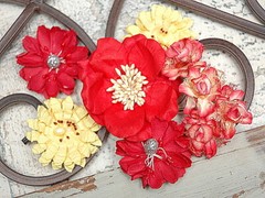 JAZZ Layout Pk – 9 Mixed PAPER Flowers Approx 25-80mm across MH ConB