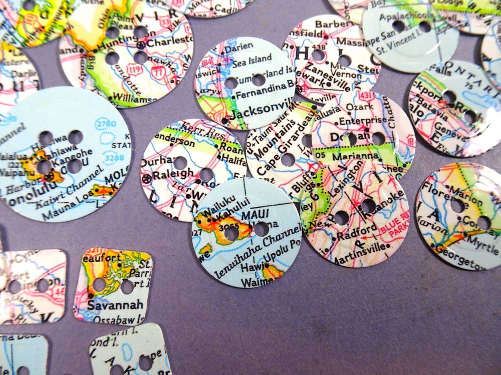 75 Cardboard BUTTONS from Vintage USA Map Art Paper Crafts Cards Junk Journals