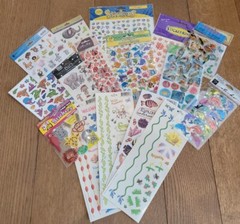 LOT 17 Pack Fish Bugs Zoo Ocean Sea Farm Animals Whales Lions Birds Stickers E