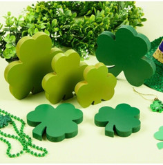 St. Patrick’s Day Shamrocks Six Piece￼ shamrock decoration