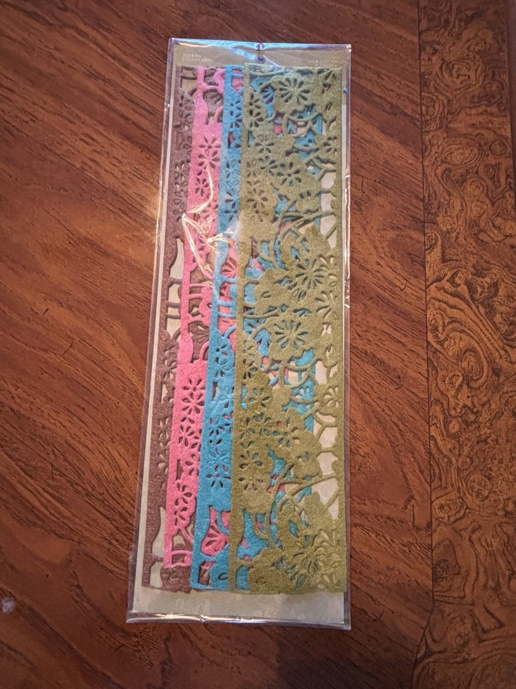 Anna Griffin Fall Border Embellishments 4 Piece 12”