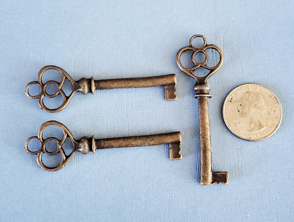 3 pcs of Skeleton Pendant Antique Bronze Charms, Jewelry Findings, Steampunk
