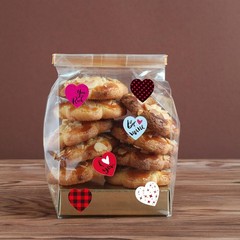 500Pcs Heart-Shaped Valentines Stickers – Perfect for DIY Crafting and Decor
