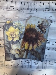 Set Of 6 JunkJournal Tags, Junk Journal Supplies, Scrapbooking, Sunflowers &bees