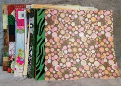 HUGE Mixed Bulk Lot sheets SCRAPBOOK PAPER Patterns CardStock Solids