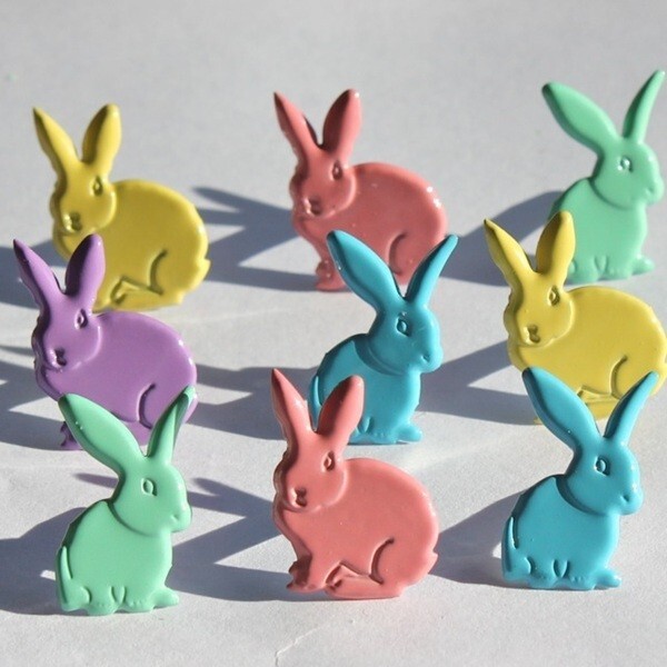 PASTEL RABBIT SCRAPBOOKING DECORATIVE BRADS EYELET OUTLET 8 PCS 5 COLORS