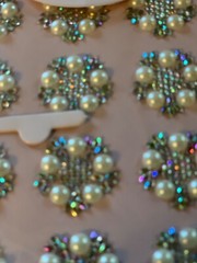 DAWN BIBBY 3D ADHESIVE GEMSTONE PEARL AND CLEAR GEMSTONE 12 PCS