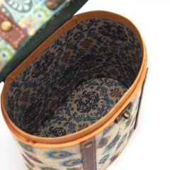 Punch Studio Small Tall Oval Box (L) – Peacock Feathers