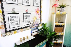 CTP Jumbo Leaves EZ Border for Classroom 24 inches, Ez
