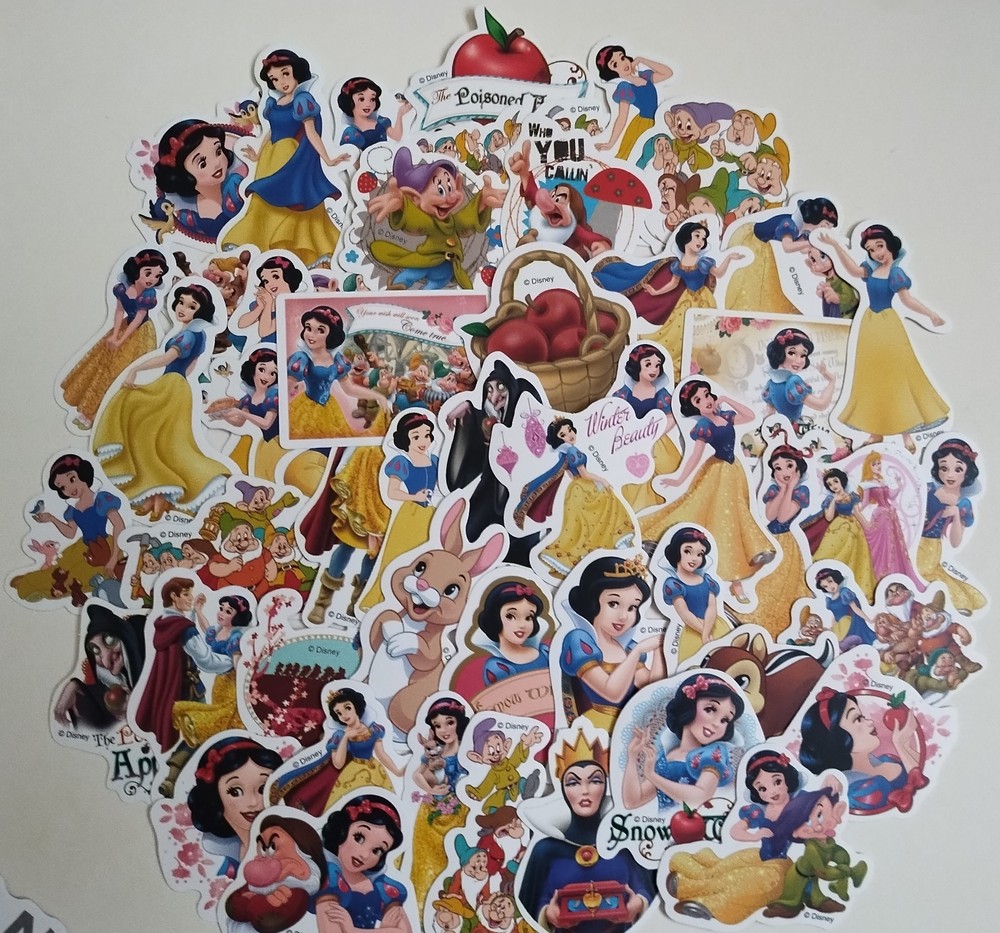50pc. DISNEY SNOW WHITE WATERPROOF VINYL STICKERS/DECALS