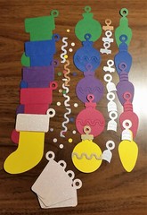 Sizzix CHRISTMAS PIECING ASSORTMENT DIECUTS – Stocking Ornament Bulb – Makes 15