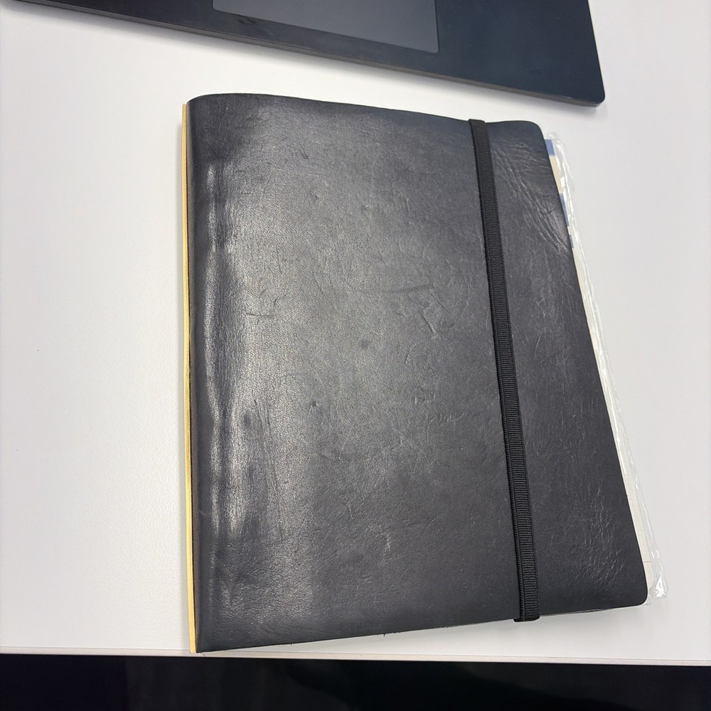 PLOTTER a5 Pueblo Leather Ring Binder – Includes Pen Loop & Elastic