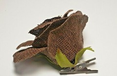 Blooming Autumn Burlap Rose Clip-On – BROWN/GOLD METALLIC