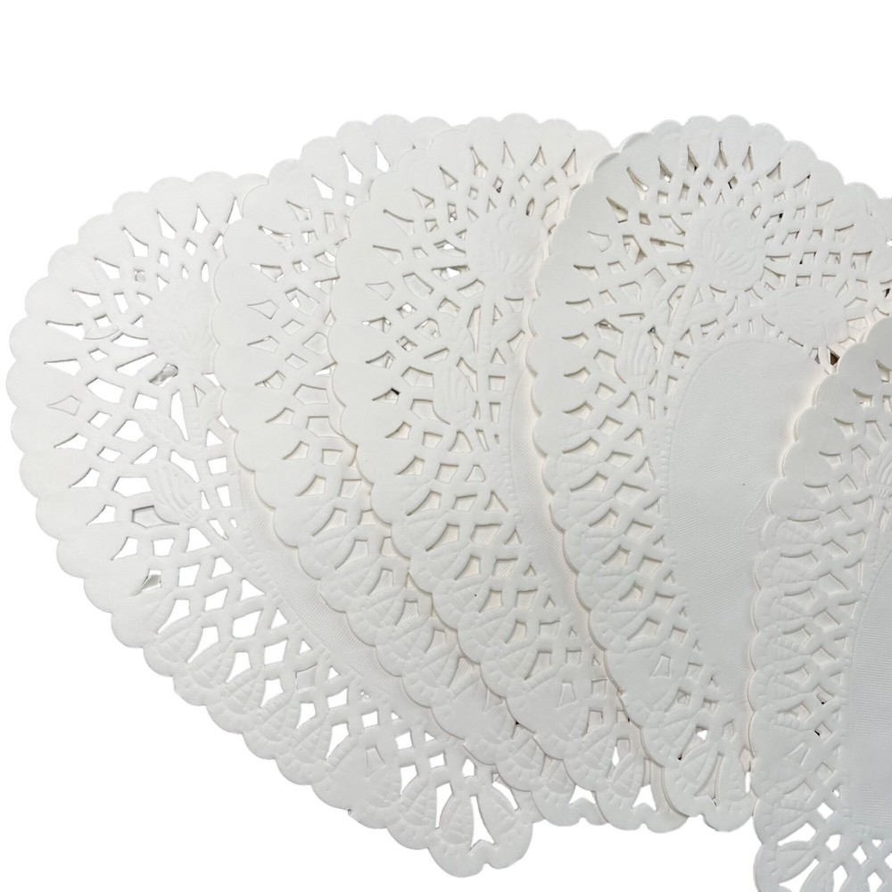White Heart Doilies Paper Romance Valentine Day Ephemera 40 Plus Crafts u Junk J