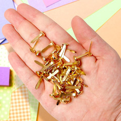 Paper Brass Fasteners, 3/4-Inch Metal Brass Brads Round Brads for Paper Crafts M