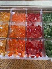 3 Birds Design Faceted Gems Goodie Box Over 750 Pcs Estate Collection