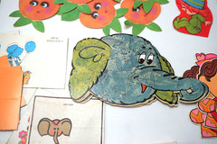 VINTAGE SCRAPBOOKING CRAFTING PAPER LARGE LOT BULLETIN BOARD ART DECORATIONS
